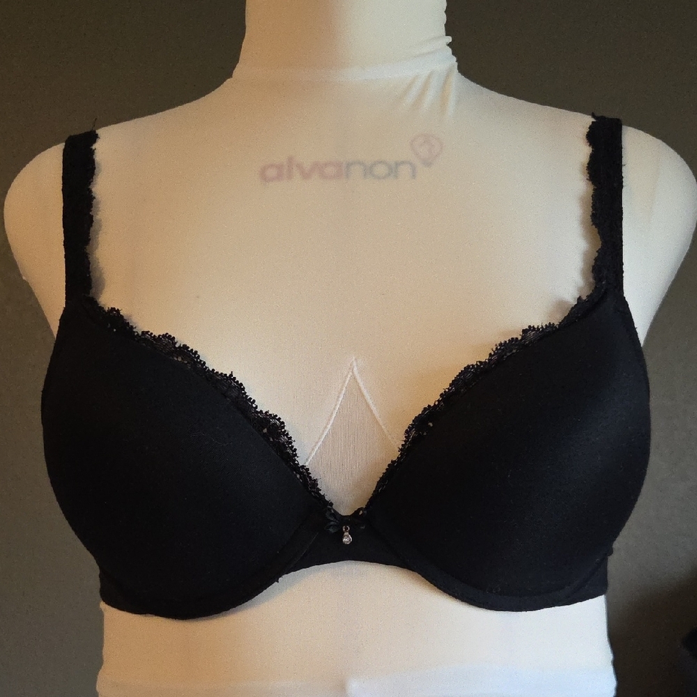 Soma Black Lace Trim Plunge Bra